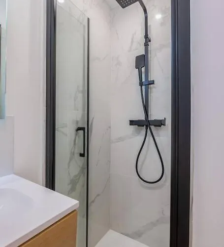 Le Cocon Urbain En Hyper Centre La Rochelle (Charente-Maritime)